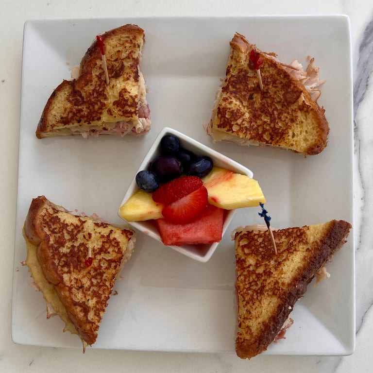 Delicious Monte Cristo Sandwich