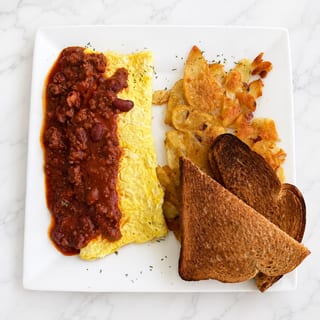 Chili & Cheese Omelet